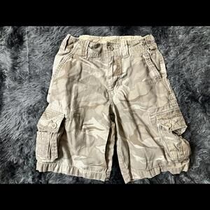 Arizona Jean Company Camouflage Shorts - Size 8‎